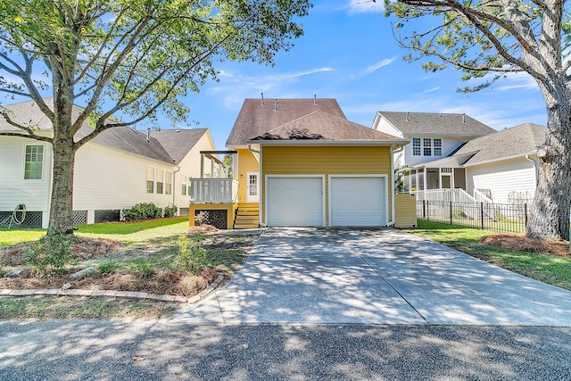 view of front of property with a front yard