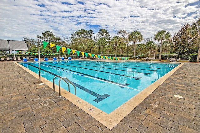 view of swimming pool