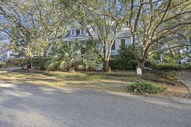 view of front of house