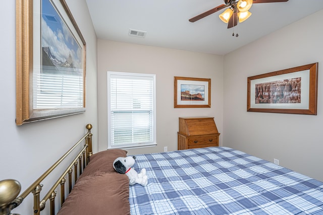 bedroom featuring ceiling fan