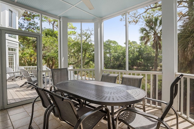 view of sunroom / solarium