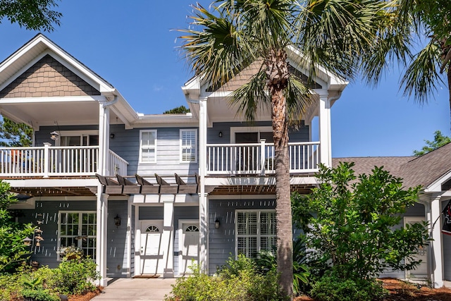 multi unit property with a balcony