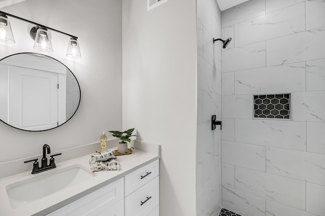 101 Hanover St, Charleston, SC 29403 - bathroom featuring tiled shower and vanity
