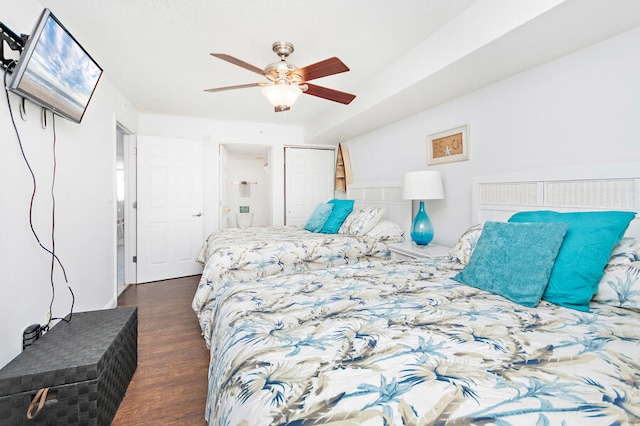 bedroom featuring dark hardwood / wood-style floors and ceiling fan