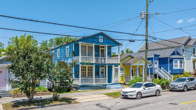 200 Fishburne St, Charleston, SC 29403 - multi unit property featuring covered porch and a balcony
