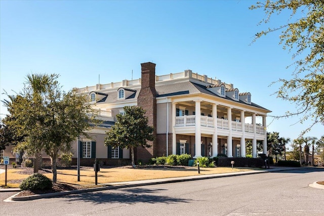 view of building exterior