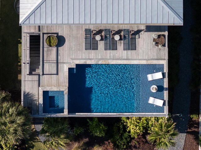 birds eye view of property