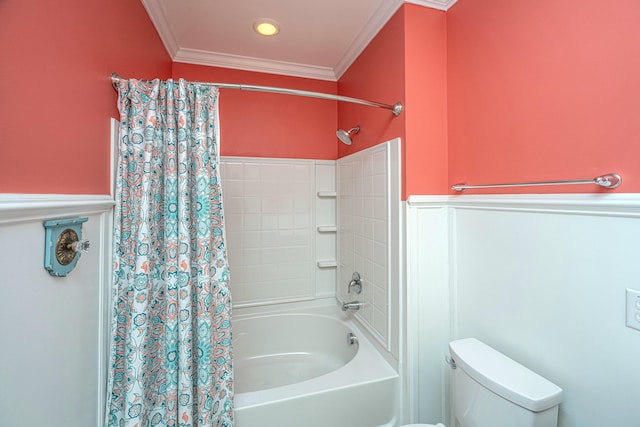 bathroom with crown molding, shower / tub combo with curtain, and toilet