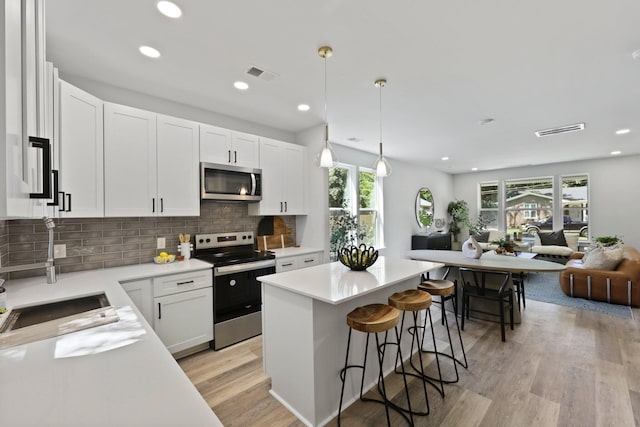 5806 Beverly Dr, Hanahan, SC 29410