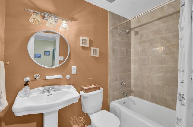 room details featuring a textured ceiling and hardwood / wood-style floors