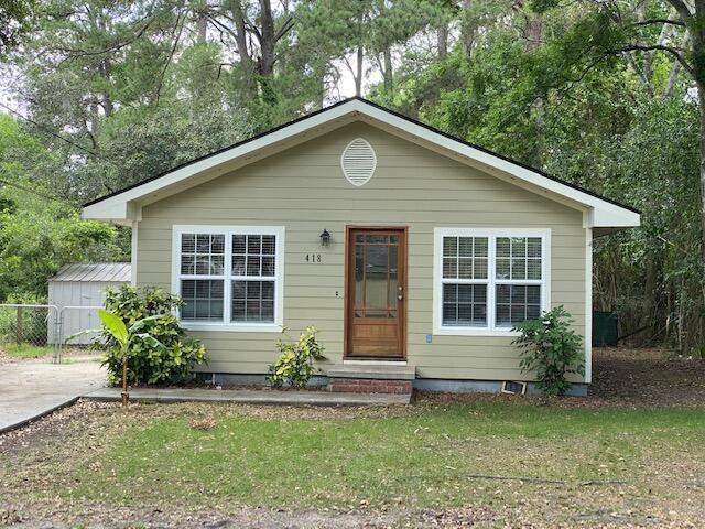 418 Meritta Ave, Beaufort, SC 29902 - view of front of house