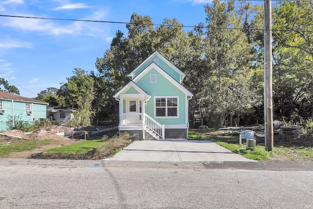 2711 Henry St, North Charleston, SC 29405 - view of bungalow