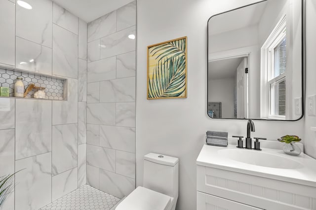 217 Quaker Rd, Saint George, SC 29477 - full bathroom with vanity, toilet, and a tile shower