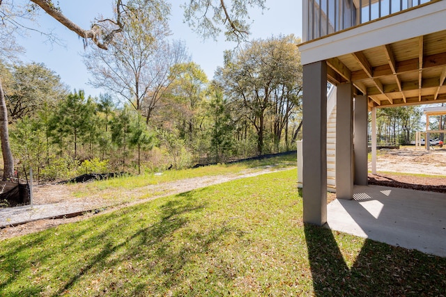 view of yard with a patio area