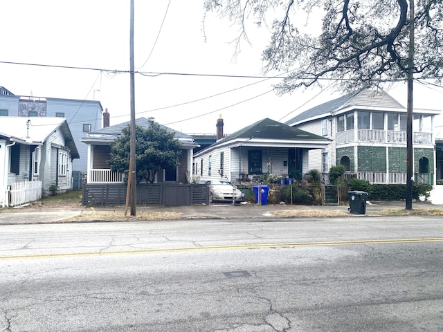 view of front of property with covered porch