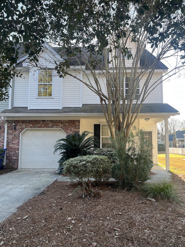 view of front of house featuring a garage