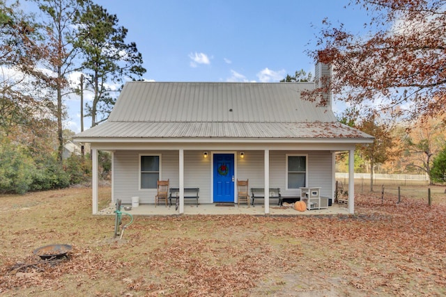 view of front of property