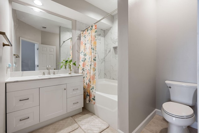 full bath featuring tile patterned floors, toilet, shower / tub combo with curtain, baseboards, and vanity