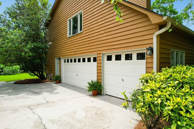 919 Overview Ct, Mount Pleasant, SC 29464 - garage with driveway