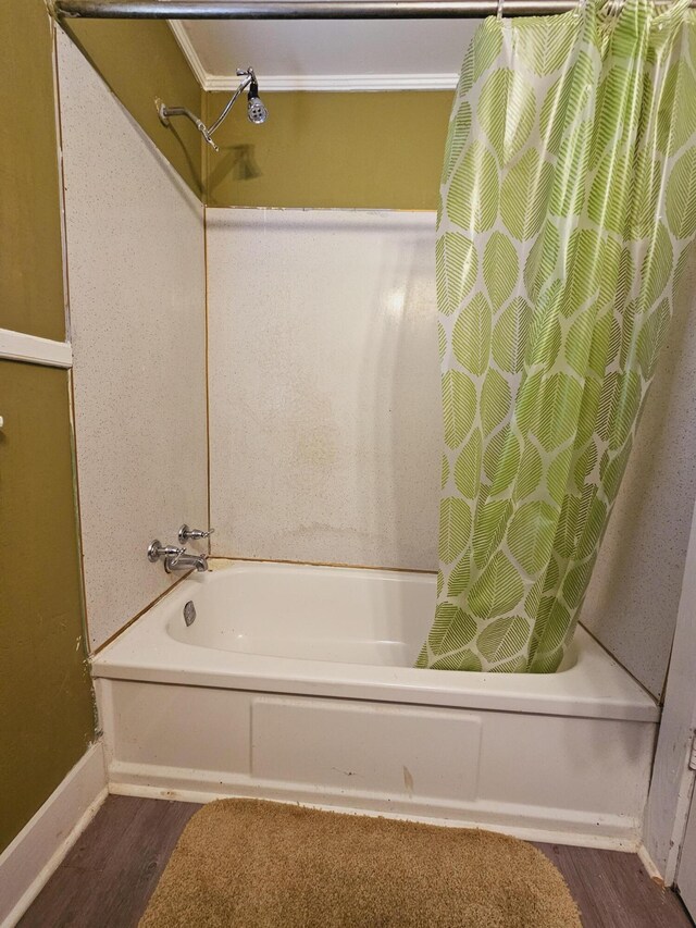 3695 Cannon Rd, Round O, SC 29474 - full bath featuring wood finished floors and shower / bath combo with shower curtain