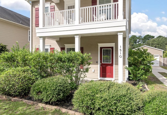 property entrance with a balcony