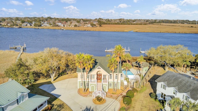 bird's eye view with a water view