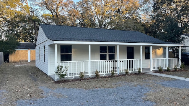 bungalow-style house with covered porch