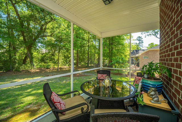 5442 Clearview Dr, North Charleston, SC 29420 - view of sunroom / solarium