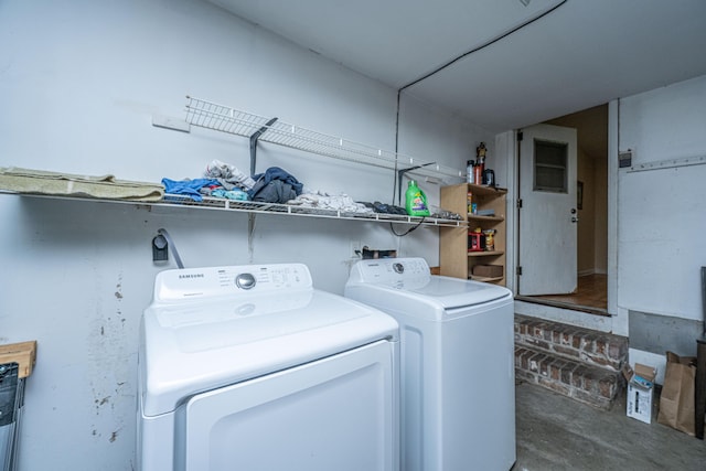 2847 Limestone Blvd, Charleston, SC 29414 - laundry area featuring washer and dryer