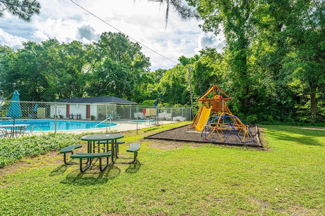 2847 Limestone Blvd, Charleston, SC 29414 - community jungle gym with a community pool