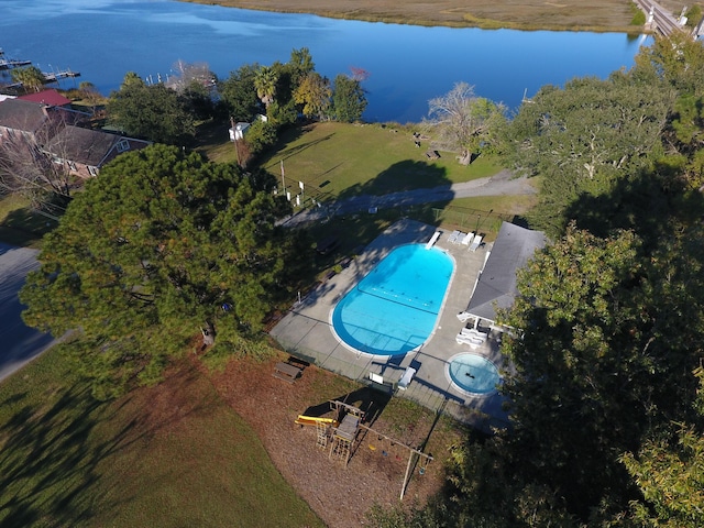 2847 Limestone Blvd, Charleston, SC 29414 - view of property location featuring a large body of water and a pool