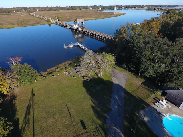 2847 Limestone Blvd, Charleston, SC 29414 - aerial view of property and surrounding area featuring a large body of water
