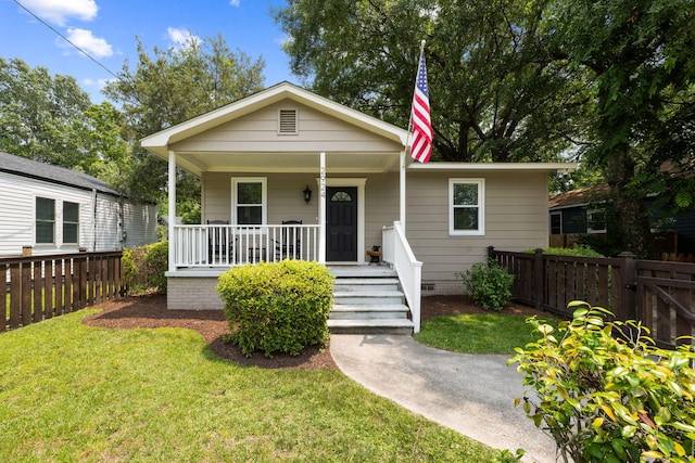 2924 Alabama Dr, North Charleston, SC 29405 - bungalow-style home featuring covered porch and crawl space