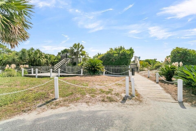 view of yard featuring fence