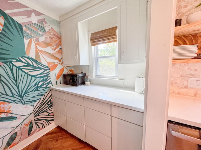 27 Fitzroy Dr, Charleston, SC 29414 - bathroom featuring tasteful backsplash and wood finished floors