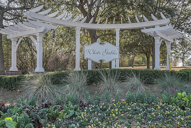 view of property's community with a pergola