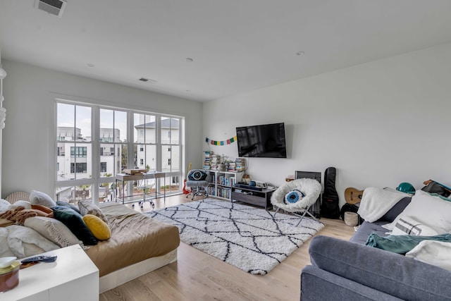 405 Spartina Ln Unit 405, Charleston, SC 29492 - living area with wood finished floors