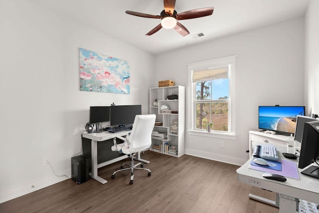 840 Forrest Dr, Charleston, SC 29492 - office featuring wood finished floors, a ceiling fan, and baseboards