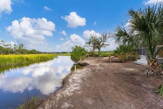840 Forrest Dr, Charleston, SC 29492 - water view