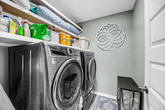 331 Saddlewood Dr, Charleston, SC 29414 - laundry area featuring washing machine and dryer and baseboards