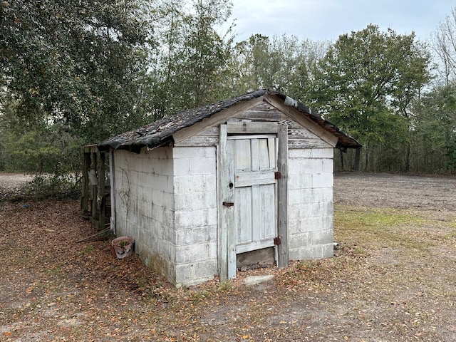 view of shed / structure