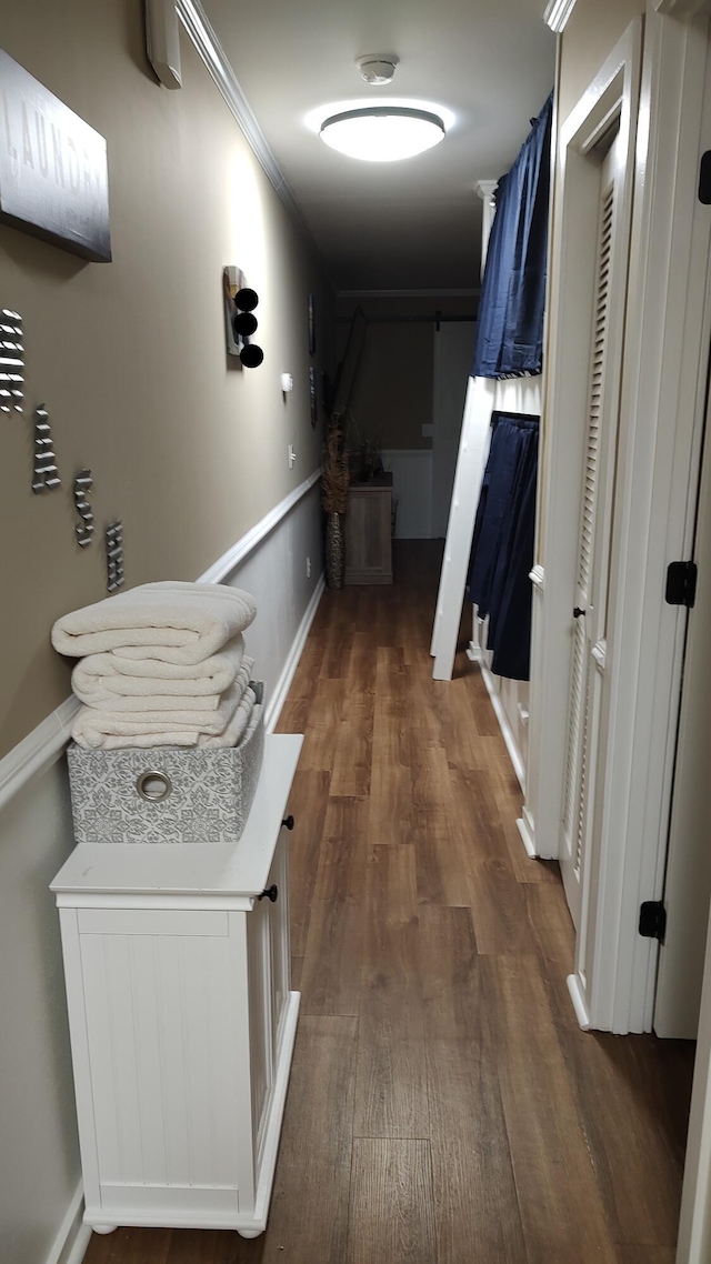 1205 Cypress Pointe Unit A205, Manning, SC 29102 - hall featuring wood finished floors, baseboards, and crown molding