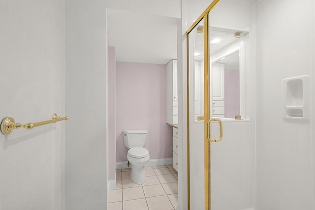half bath featuring visible vents, vanity, and toilet
