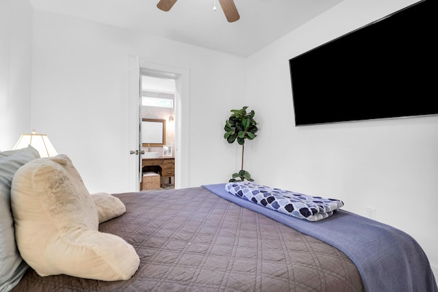 bedroom featuring ceiling fan
