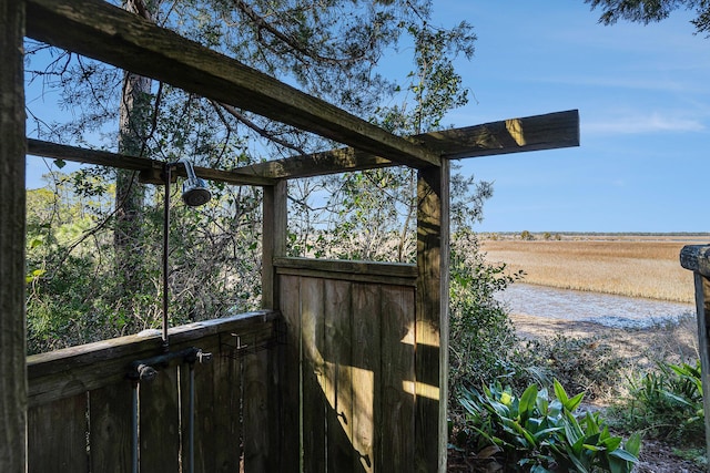 520 E Huron Ave, Folly Beach, SC 29439 - exterior view