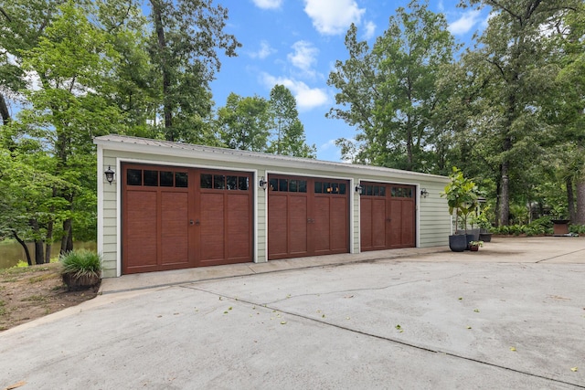 206 Chaussee Blvd, Summerville, SC 29483 - view of detached garage