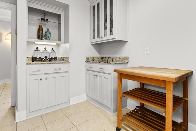206 Chaussee Blvd, Summerville, SC 29483 - indoor dry bar featuring light tile patterned floors and baseboards