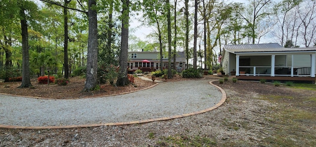 206 Chaussee Blvd, Summerville, SC 29483 - view of yard