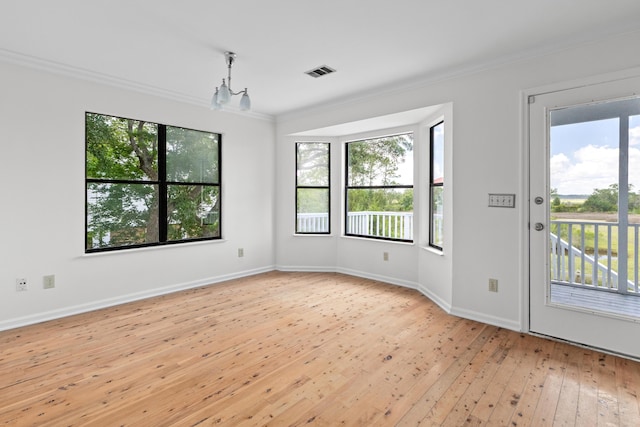 633 Stono Edge Dr, Charleston, SC 29412 - unfurnished room featuring ornamental molding and light wood finished floors