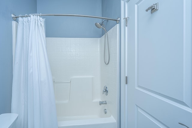 1721 Wellstead St, Mount Pleasant, SC 29466 - full bathroom featuring shower / bathtub combination with curtain and toilet